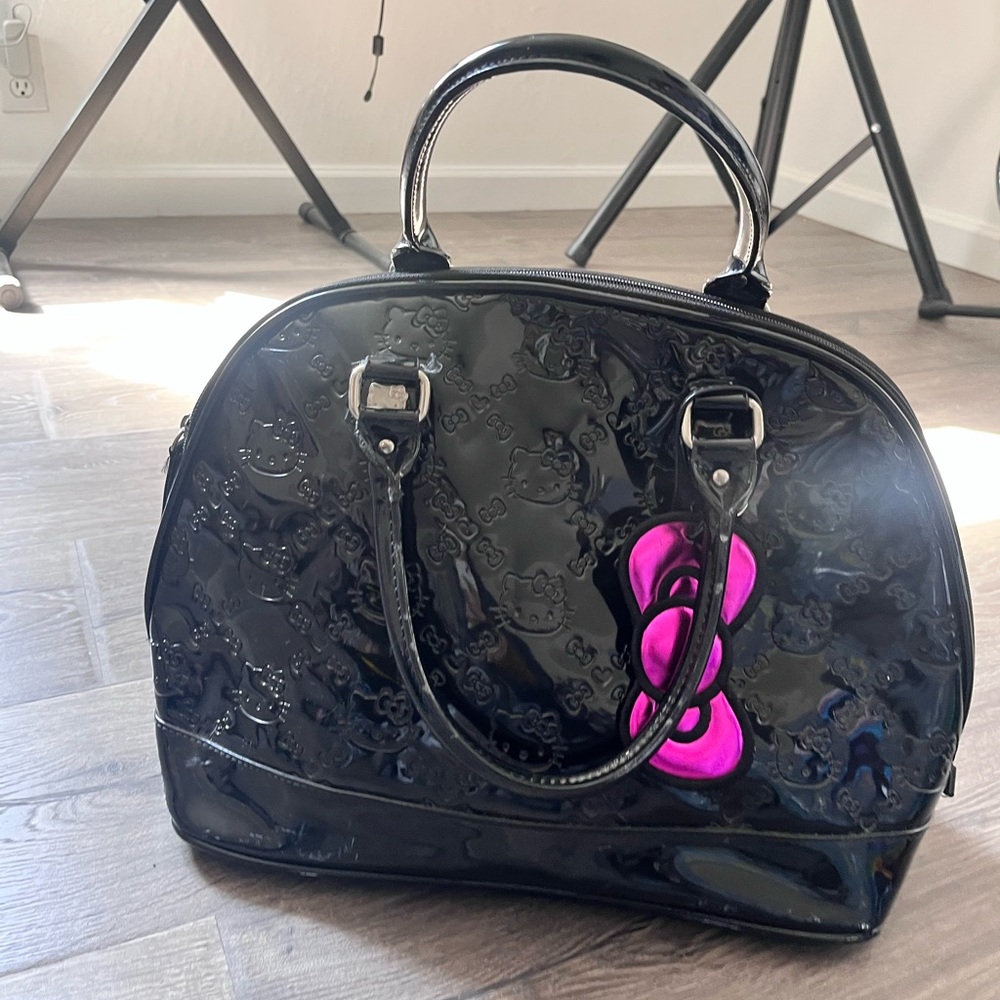 LoungeflyHello Kitty Bag